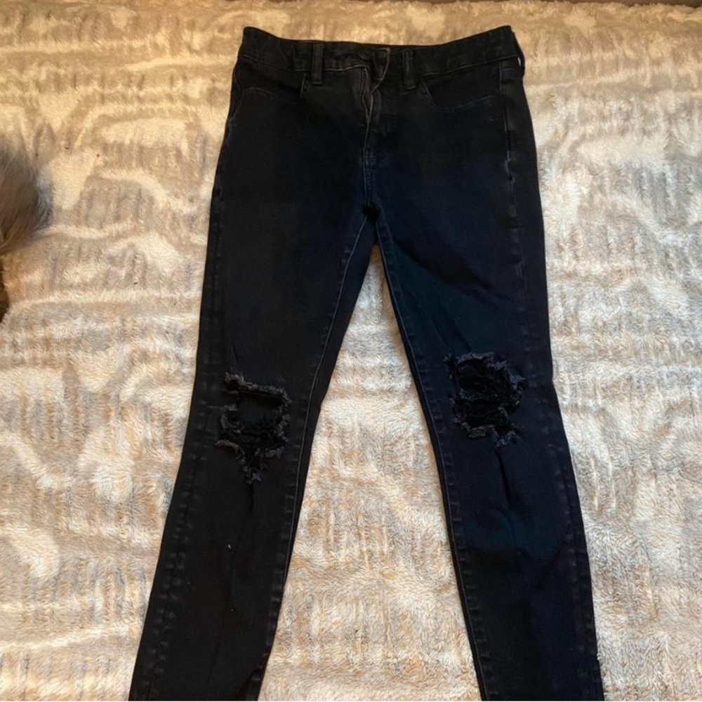 American Eagle Outfitters Black Distressed Skinny Jeans